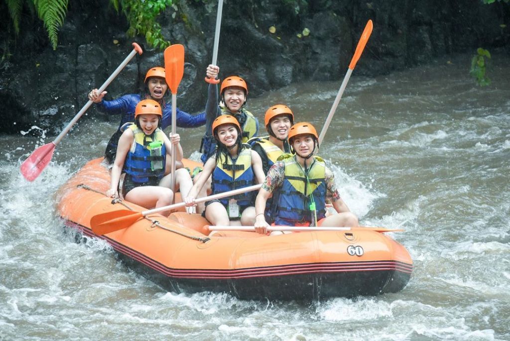 water rafting in sri lanka
www.ceylonwhales.com